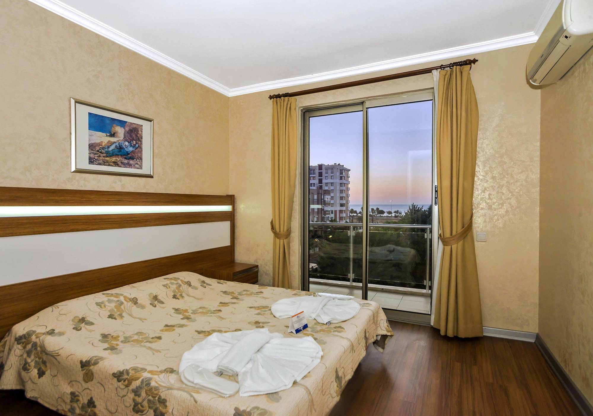 Santa Marina Hotel Antalya Exterior photo